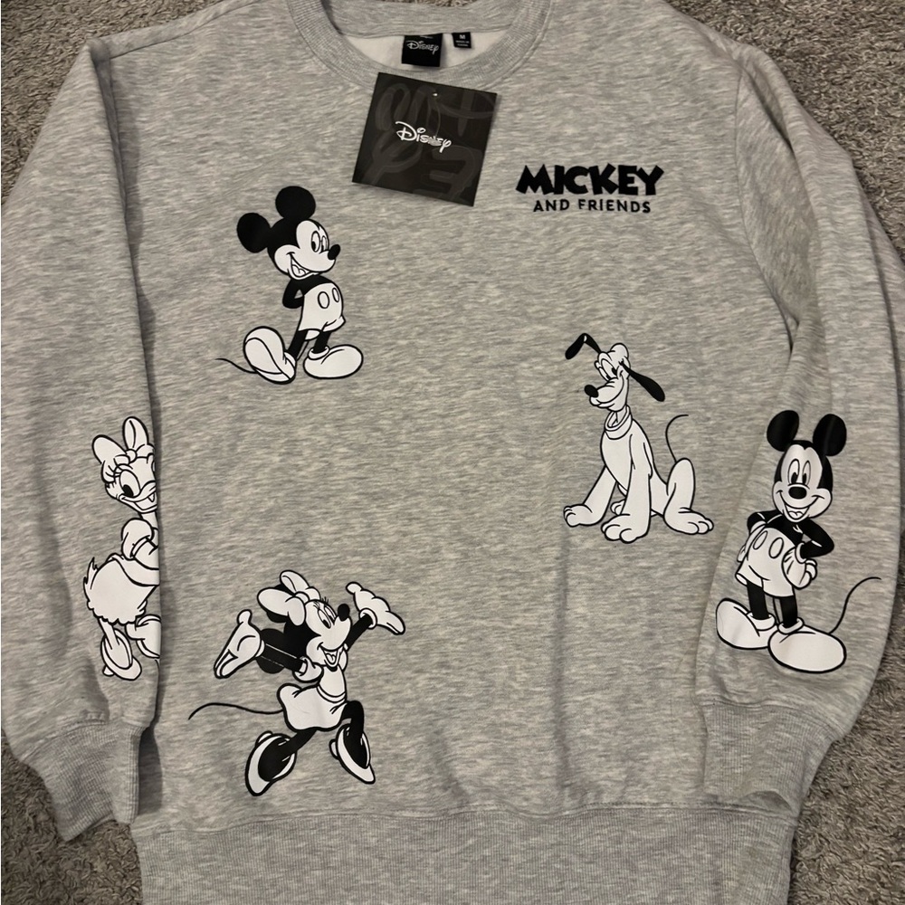 Disney Mickey and Friends Gray Sweater women’s size Medium NWT